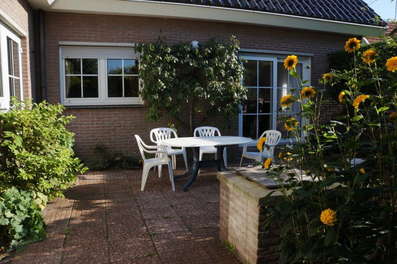 Groot Familiehuis Voor 6 Personen In Landelijke, Rustige Omgeving Βίλα Breezand Εξωτερικό φωτογραφία